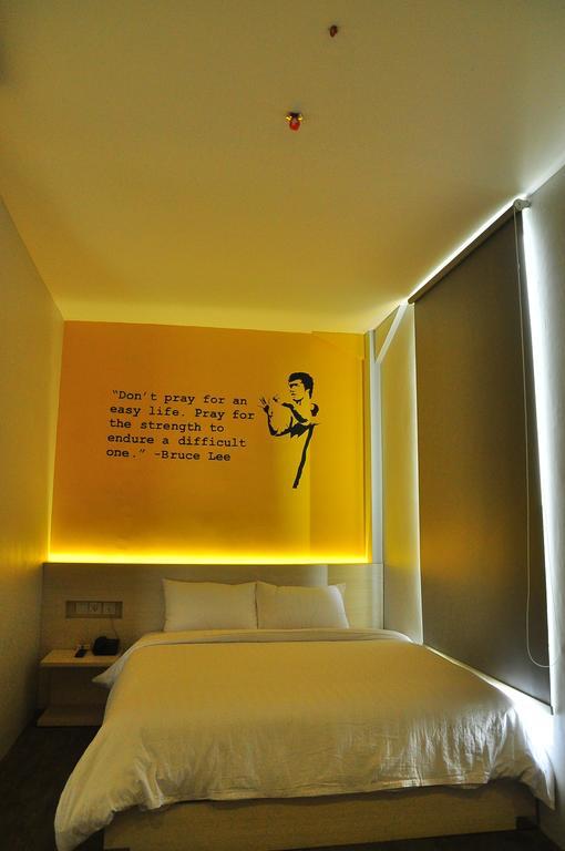 Summer Bed & Breakfast Banjarmasin  Oda fotoğraf